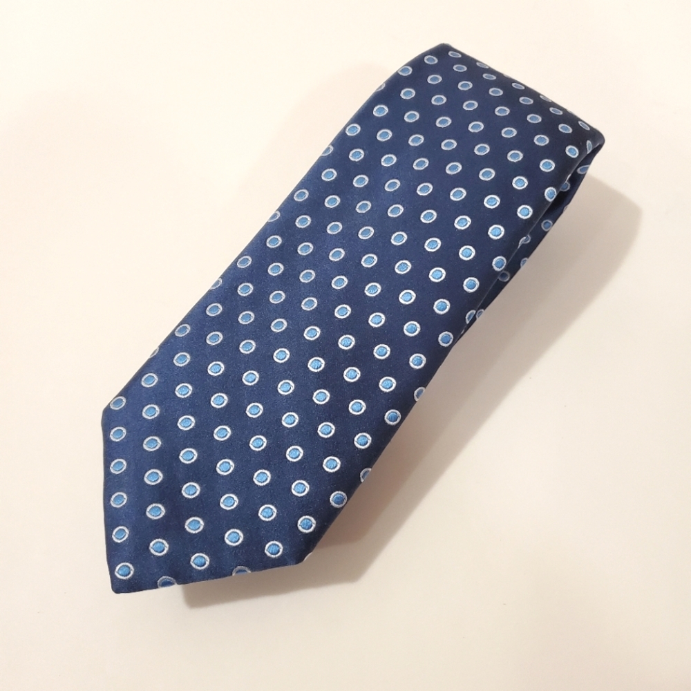 Robert Talbott - 100% Silk Hand Sewn Tie